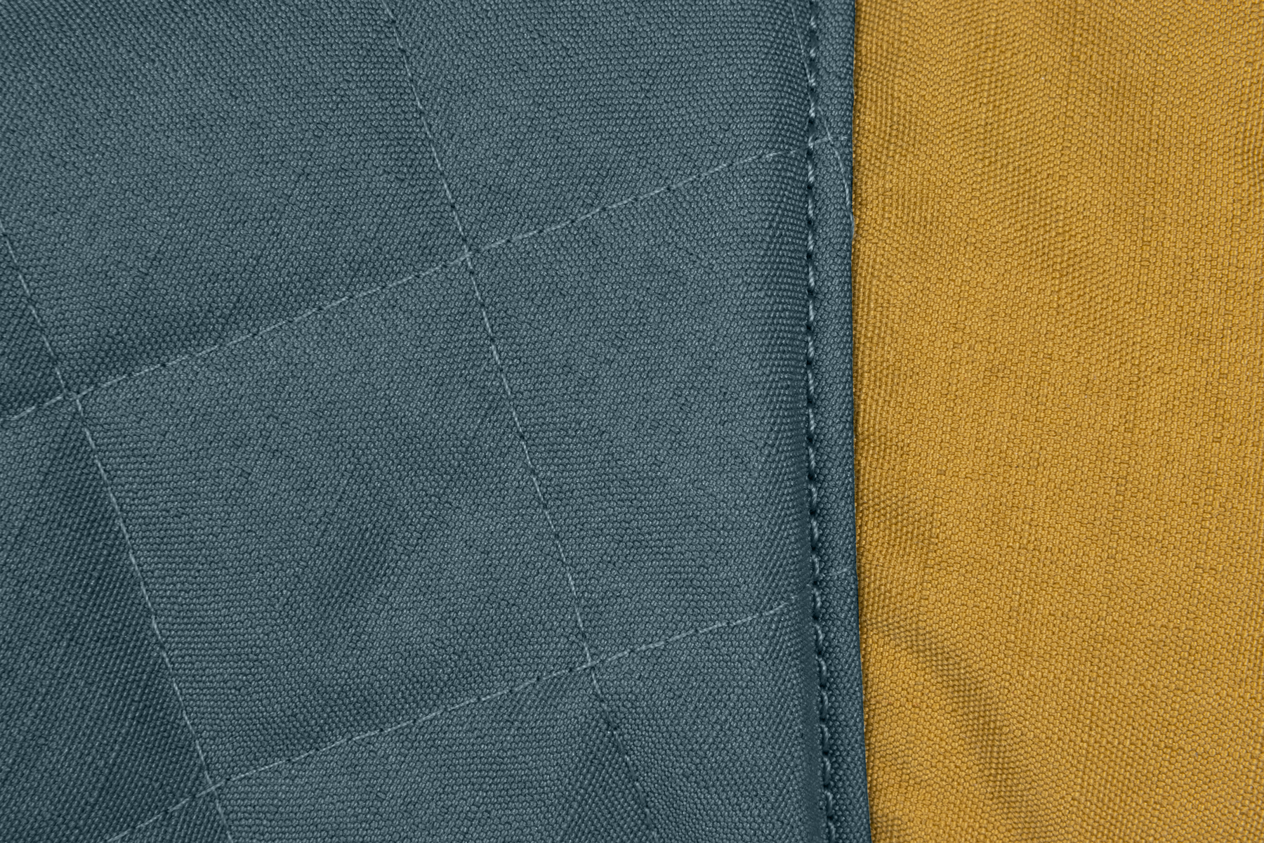 Stumptown™ Quilted Dog Coat